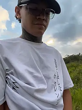 Maxtor  online show from March 15, 11:29 am