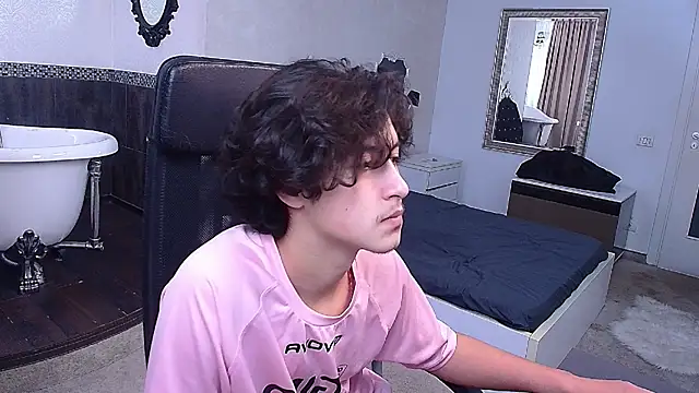 GriffinDane online show from March 3, 6:32 am