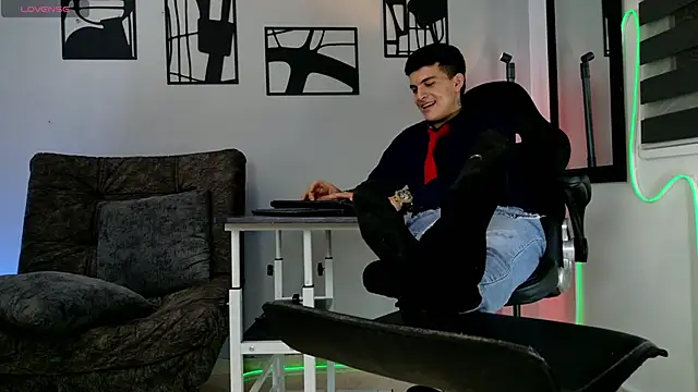 nico pelusa online show from February 22, 10:55 pm