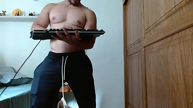 axellblue online show from February 18, 6:05 pm