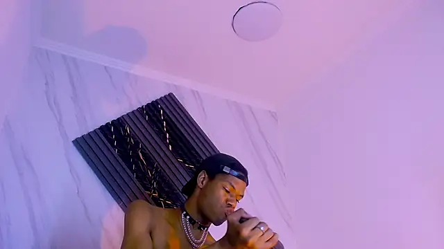 Santiago Ortiz  online show from April 14, 4:01 am