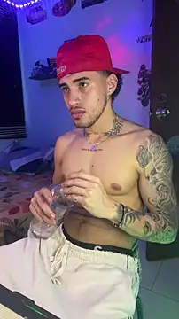 TOMAS CONOR online show from March 2, 9:55 pm