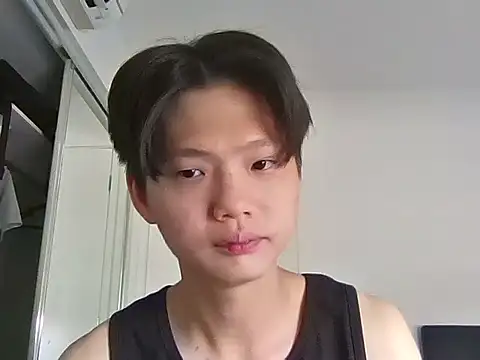 sweetiepuppy421 online show from March 29, 12:22 am