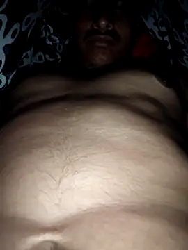 mmnnnnnhh online show from April 6, 4:30 pm