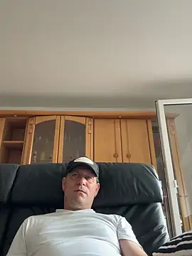 Marco1975Le online show from March 5, 3:41 pm