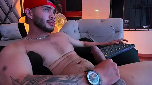 Vincentblack online show from July 8, 7:34 am