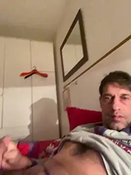 Alessandro7979 online show from April 1, 3:19 am