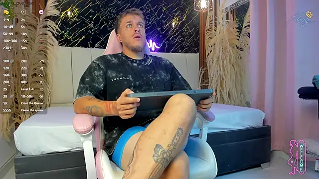 keane lee  online show from April 1, 12:51 pm