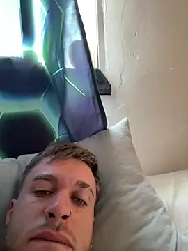 keane lee  online show from June 10, 6:59 am