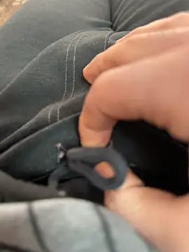 noorqwertz online show from April 10, 2:57 pm