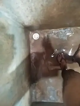 Victorpau22cm online show from April 11, 8:34 pm