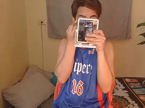 Xmj16 online show from March 5, 2:24 pm