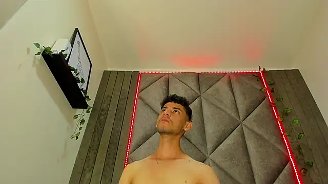 DamianStonee online show from March 4, 1:18 pm