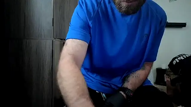 CirclingClass online show from November 22, 9:36 pm