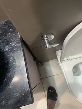 Vibrator2509 online show from March 17, 6:43 pm