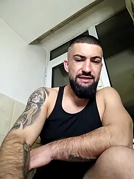 Tommy Porn  online show from April 8, 9:12 pm