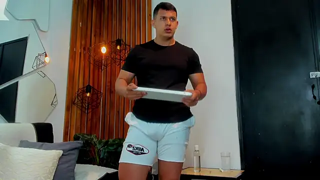 RomanCroft online show from April 8, 11:53 am