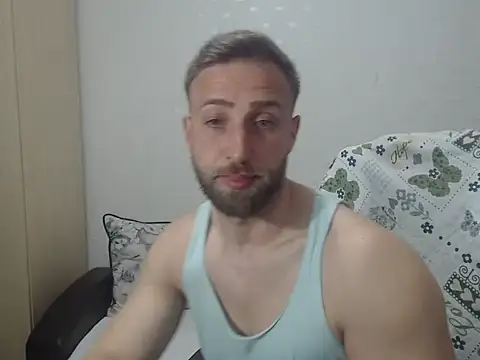 BlondEagleMuscle online show from April 19, 8:55 pm