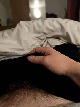 belle queue online show from March 14, 9:11 pm