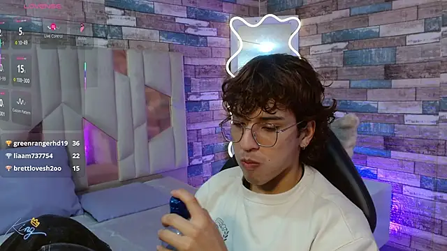 JUSTIN TAY1 online show from March 20, 11:47 am