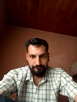 tudeseo01 online show from March 7, 7:11 pm