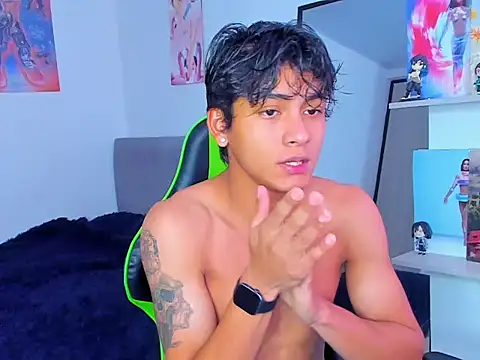 PaulTallx online show from April 28, 8:24 pm