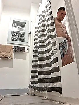 Brandon23xxxgb online show from April 15, 2:33 am