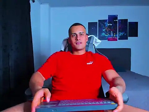 Steve Dennis online show from April 2, 1:36 am