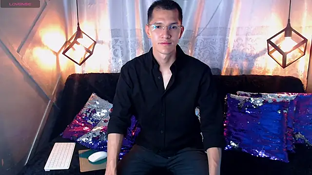 MilanDavid1 online show from March 13, 5:41 pm