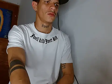 ethanchamo online show from March 15, 8:26 pm