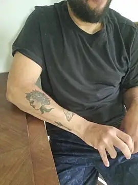 morenogih online show from April 6, 3:02 pm