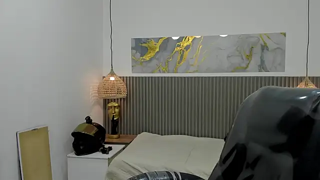 AlessandroFranco online show from April 11, 2:20 pm