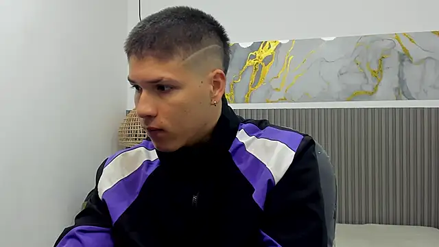 AlessandroFranco online show from March 23, 12:22 pm