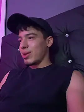 david osorio online show from April 6, 11:37 pm