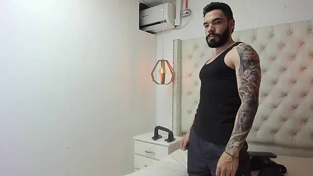 JEAN LEWIS2 online show from April 13, 8:20 pm