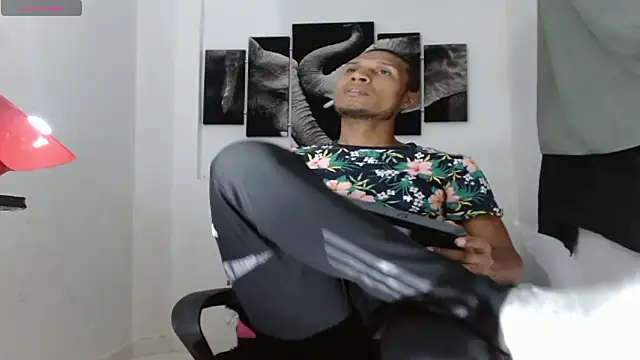 chrisramosv online show from March 23, 10:48 pm