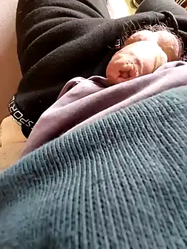 andras3459 online show from March 27, 8:48 am