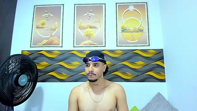 Leon Hotx online show from May 29, 7:24 pm