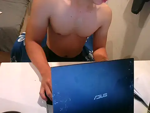 ZhangQing95 online show from March 22, 4:23 pm