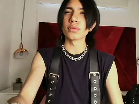 aetternum  online show from April 6, 9:04 pm