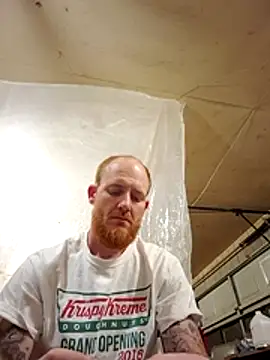 redandjuicy online show from April 18, 10:16 am