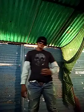 spittingpig1 online show from March 15, 6:14 pm