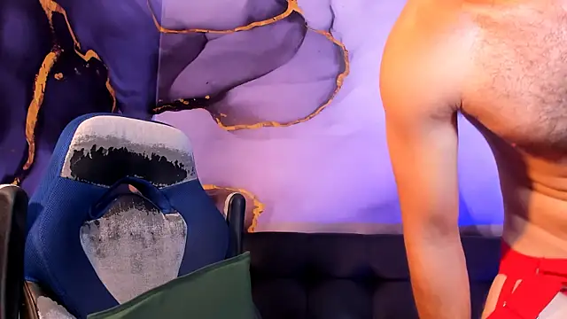 Oliver Dallas1 online show from March 31, 3:19 am