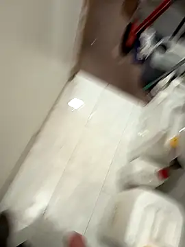 gabry21e5 online show from April 17, 6:27 am