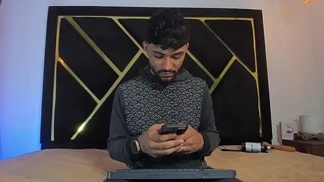 ALEX SCOT online show from April 10, 6:37 pm