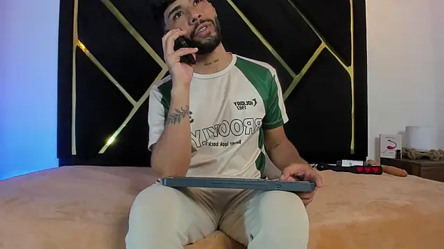 ALEX SCOT online show from April 9, 6:25 pm