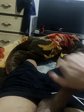 JoyousArray85 online show from April 24, 7:27 pm