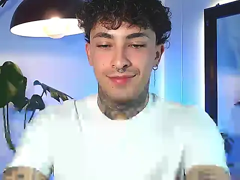 stevennavarro online show from March 20, 1:42 am