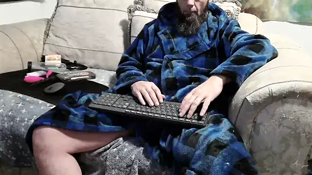 willywet online show from March 20, 5:11 am