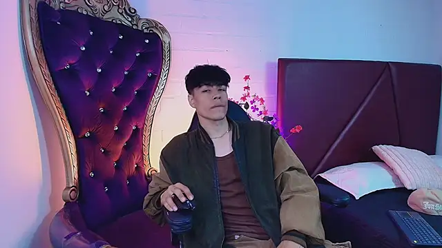 Andreew Style online show from April 11, 3:59 pm